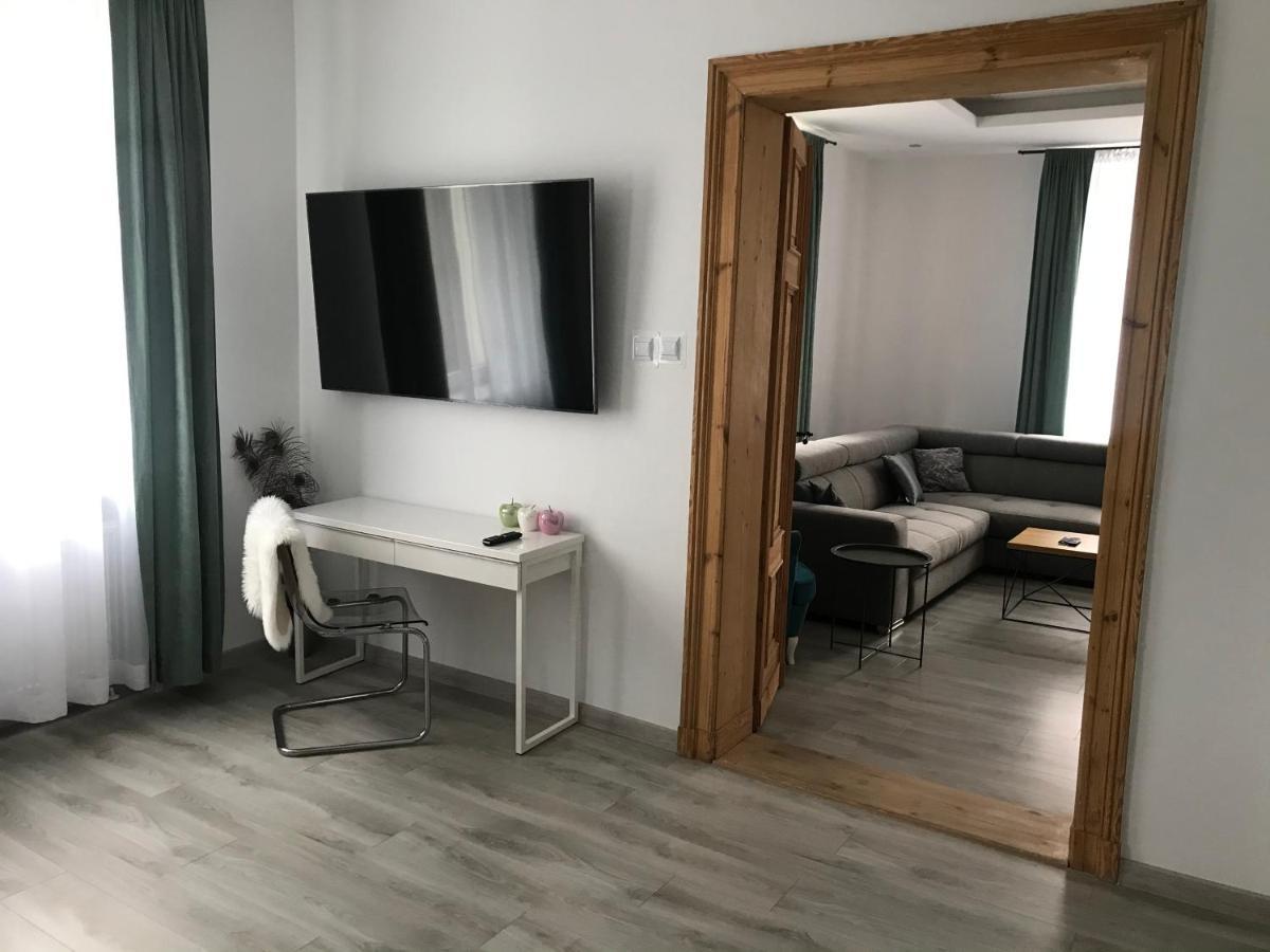Apartment Fridays *